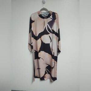 Elegant Black and Cream Women's Dress